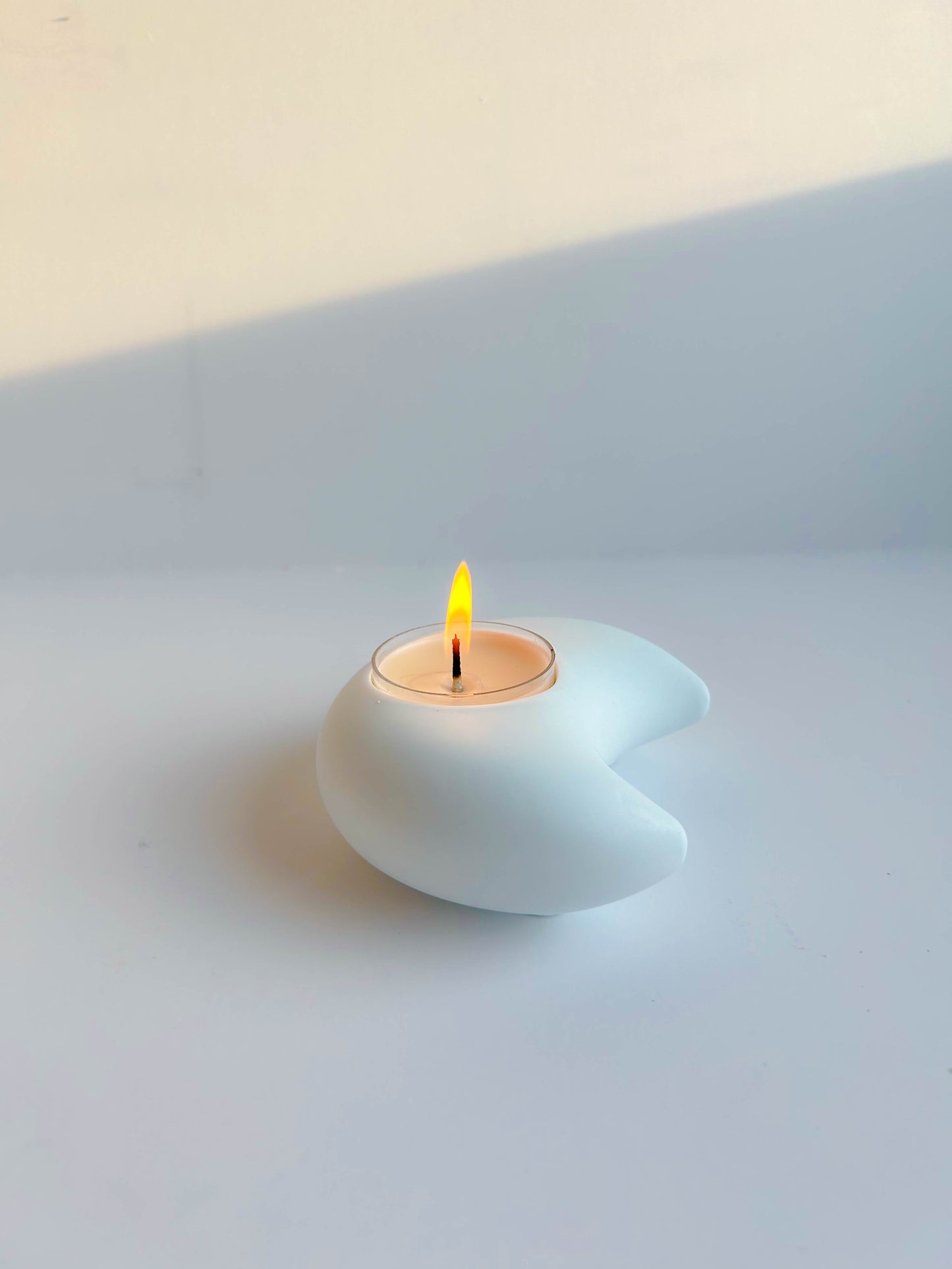 Kawaii Cute Moon Shaped  Modern Minimalist Ceramic Candleholder