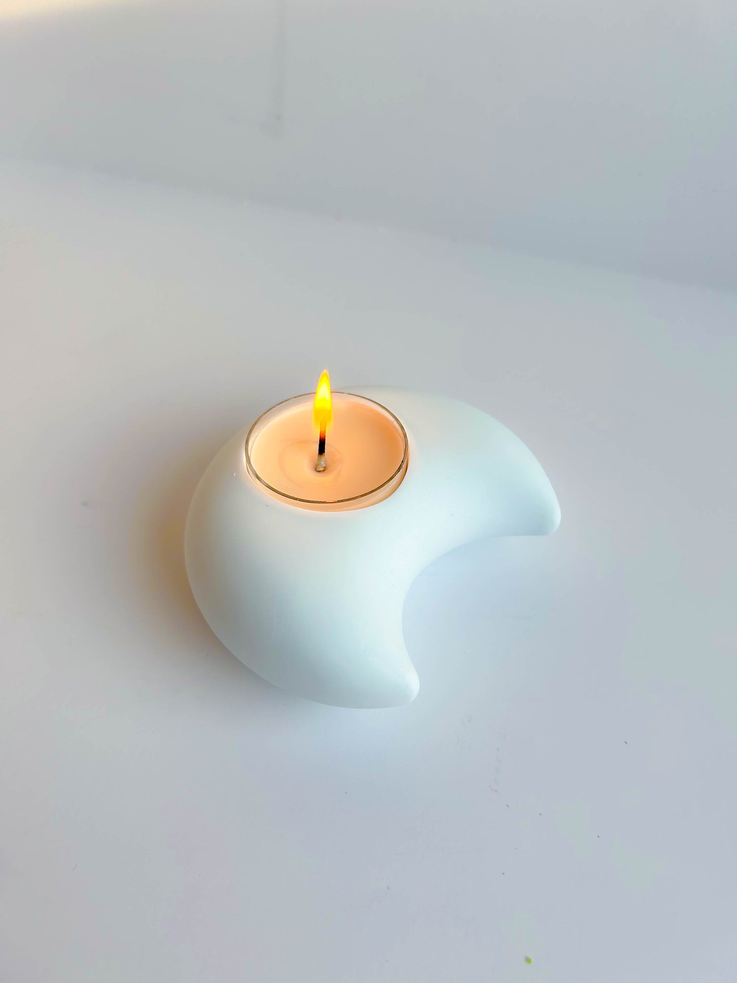 Kawaii Cute Moon Shaped  Modern Minimalist Ceramic Candleholder