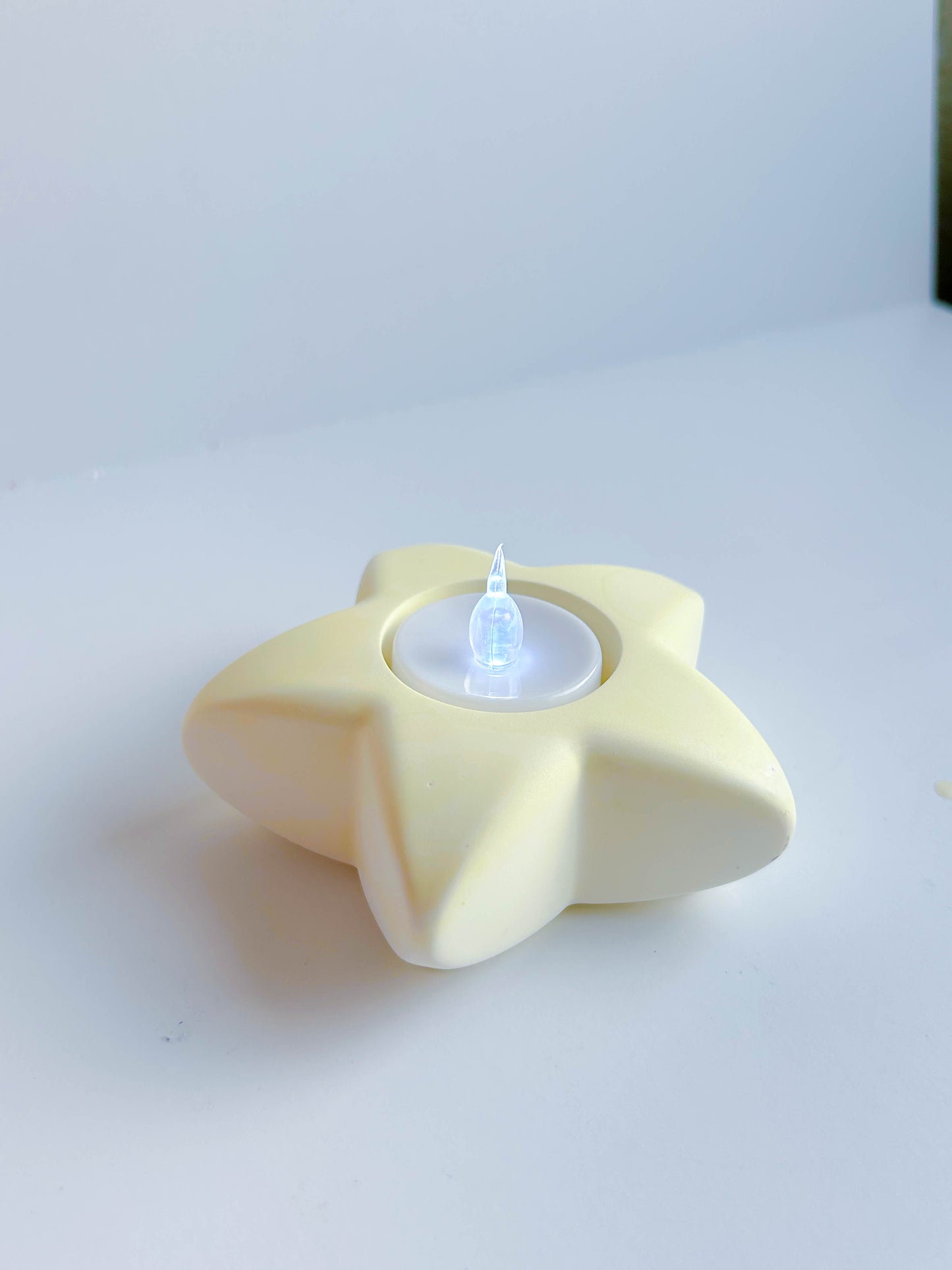 Kawaii Cute Star Shaped  Modern Minimalist Ceramic Candleholder