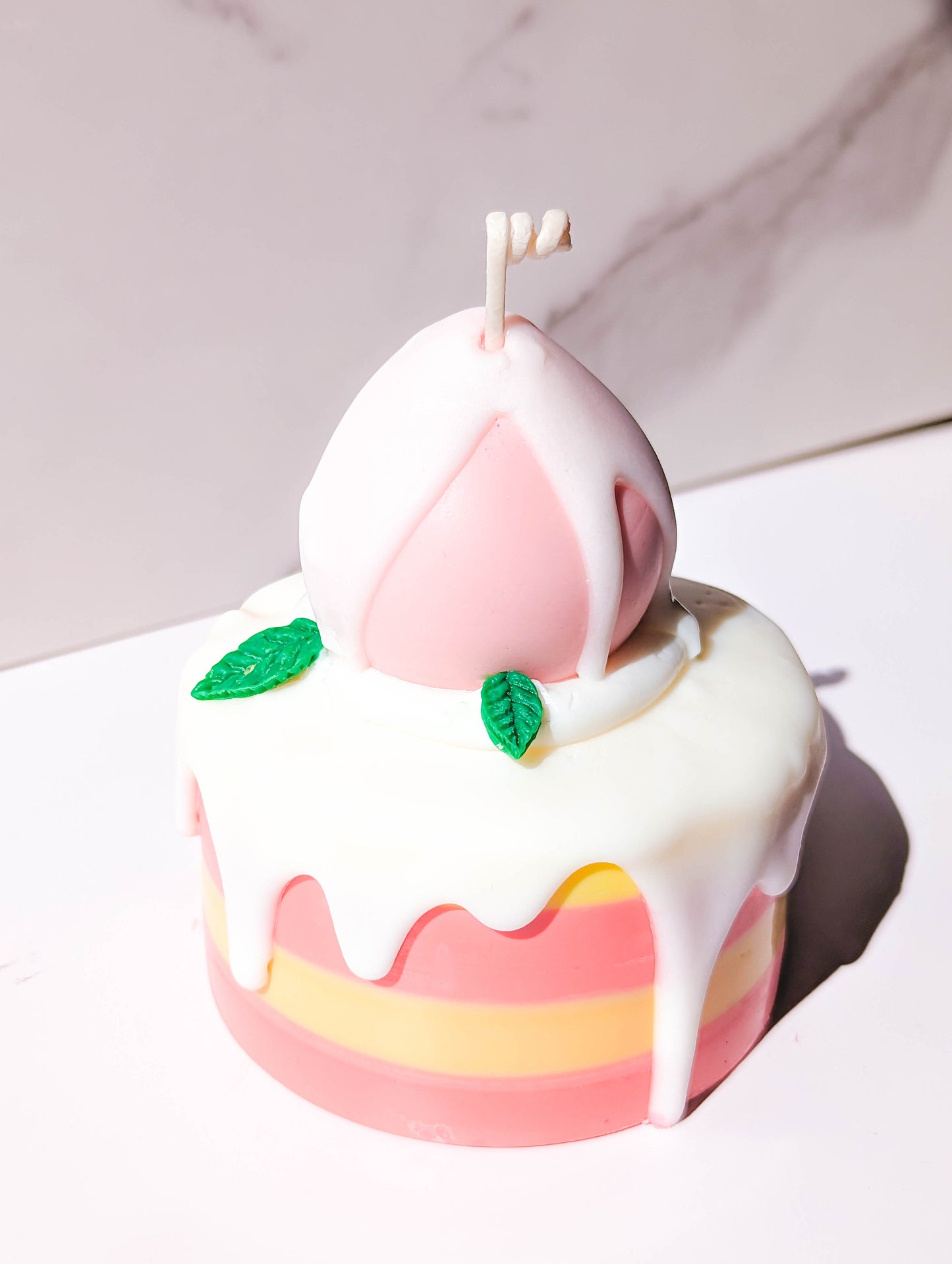 Cute two-tone Peach Cake Candle