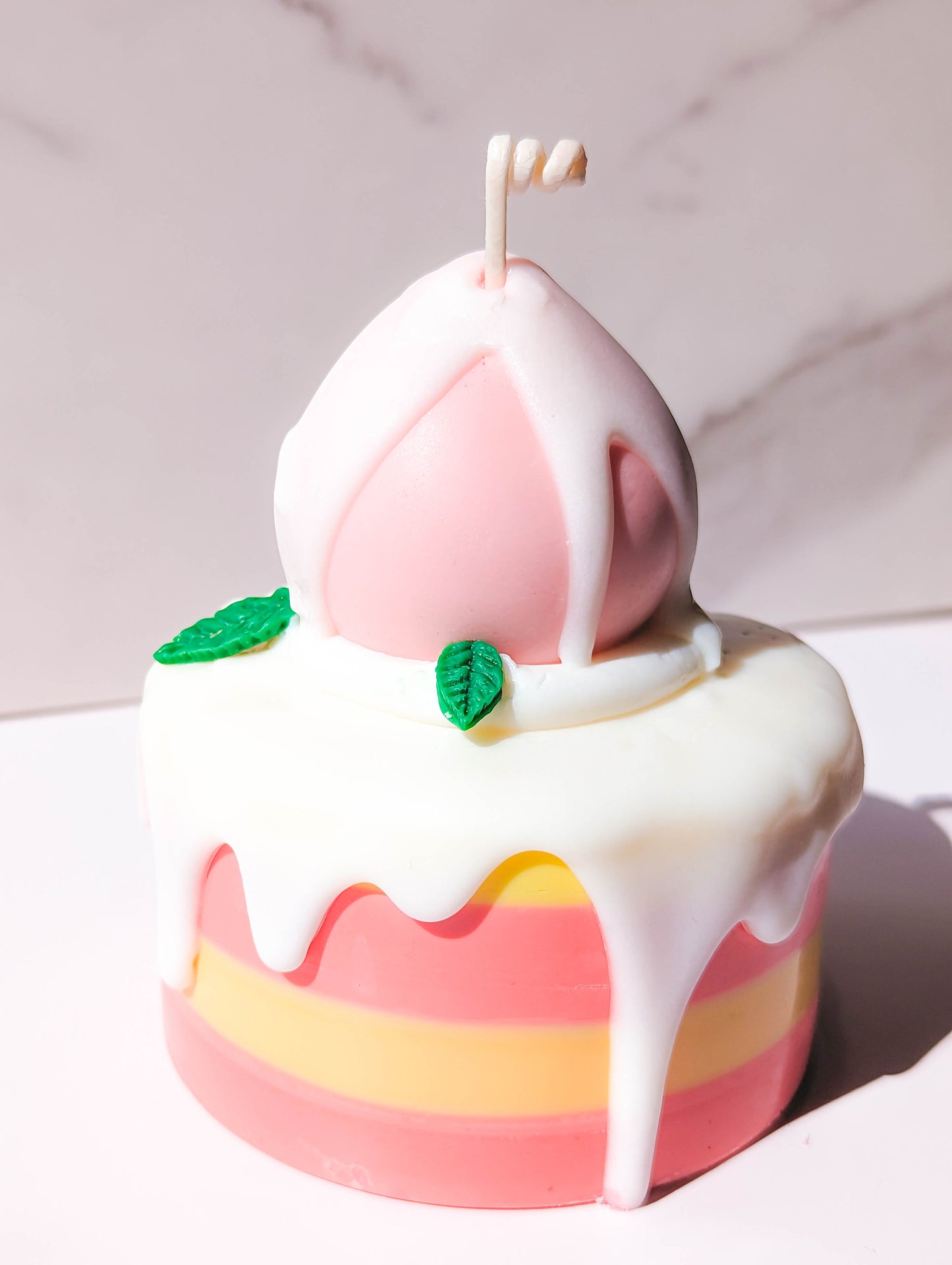 Cute two-tone Peach Cake Candle